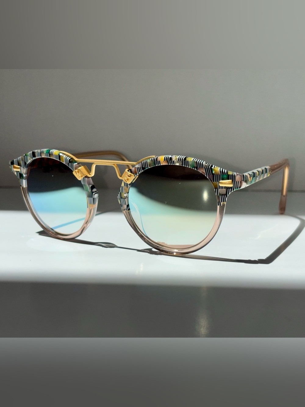 KREWE - ST. LOUIS | Lundi to Petal 24K Sunglasses
